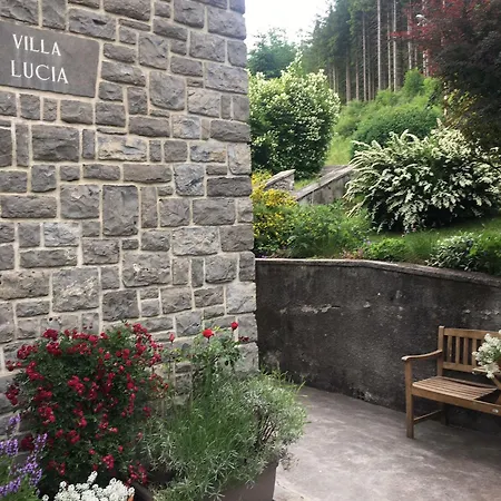 Lucia Fiore Apartman *